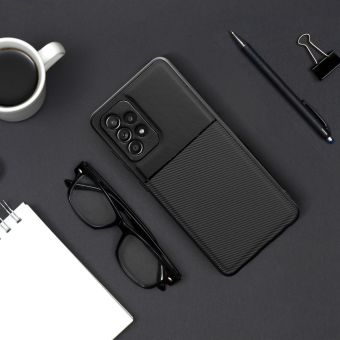 Plastové pudzro na Samsung Galaxy S21 FE 5G G990 Forcell Noble čierne