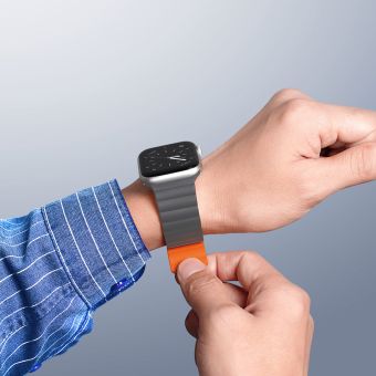 Náhradný remienok na Apple Watch Ultra 49 mm, Dux Ducis Bracelet Magnetic Strap Chain Version čierno-oranžový