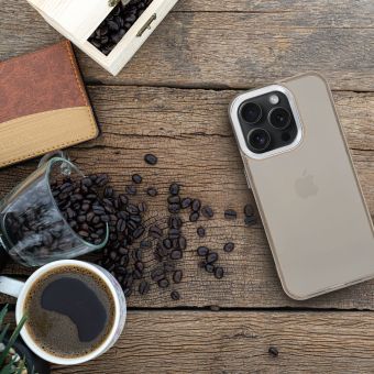 PEARL Case Apple iPhone 16 black